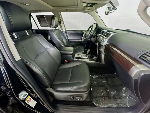 Used 2017 Toyota 4Runner Limited image 12