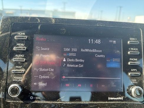 Used 2022 Toyota Camry SE image 16