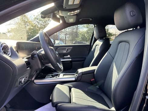 Certified 2025 Mercedes-Benz GLA 250 GLA 250 image 11