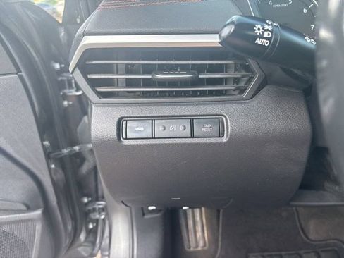 Used 2022 Nissan Altima 2.5 SR AWD/4WD image 19