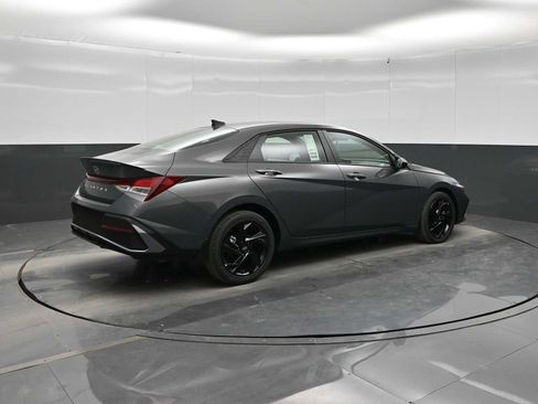 New 2026 Hyundai Elantra Sport FWD image 8