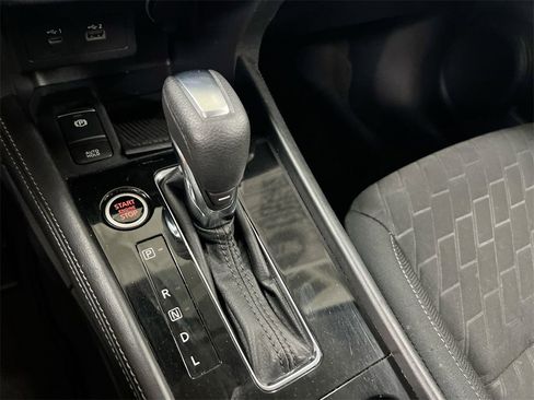 Used 2021 Nissan Kicks SV image 16