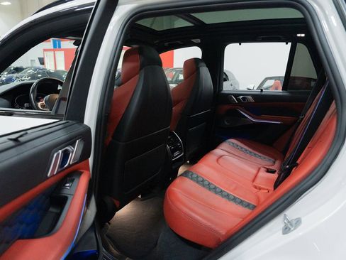 Used 2021 BMW X5 M w/ Competition Package image 27