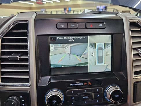 Used 2016 Ford F150 King Ranch w/ Equipment Group 601A Luxury image 34