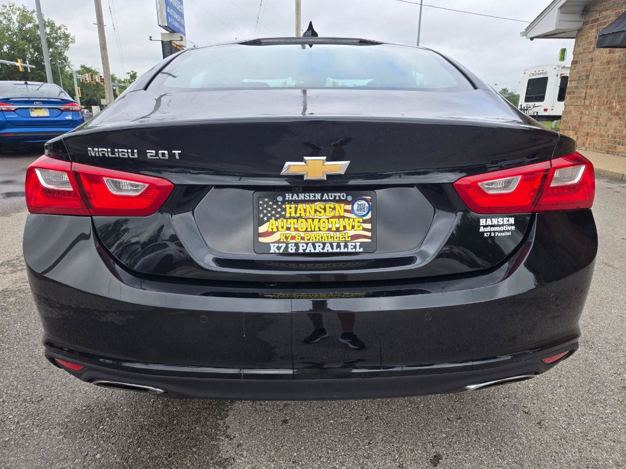 Used 2017 Chevrolet Malibu Premier w/ Premier Sun and Wheel Package FWD image 6