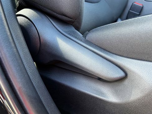 Used 2025 Toyota RAV4 LE image 25