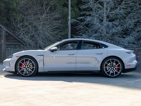 Used 2025 Porsche Taycan 4S image 2