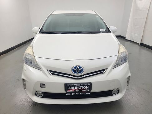 Used 2012 Toyota Prius V Five image 8