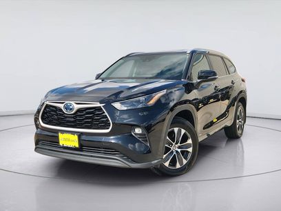 Used 2023 Toyota Highlander XLE