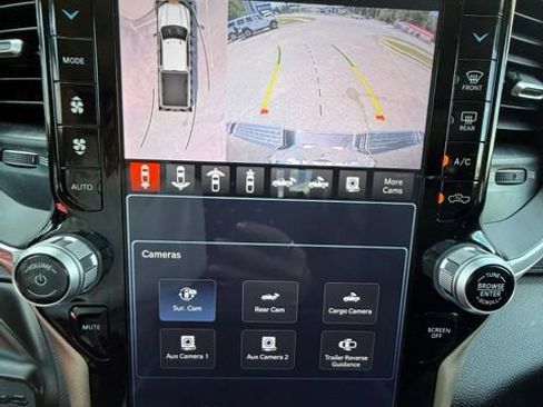 Used 2023 RAM 2500 Laramie AWD/4WD image 21