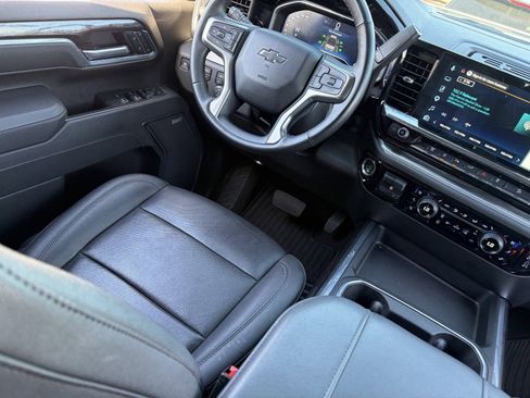 Used 2025 Chevrolet Silverado 2500 LTZ w/ Trail Boss Package AWD/4WD image 15