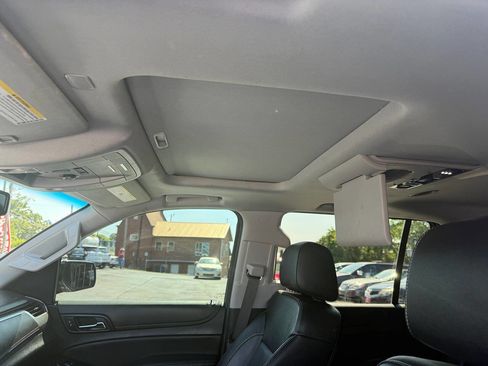 Used 2019 Chevrolet Suburban LT AWD/4WD image 14