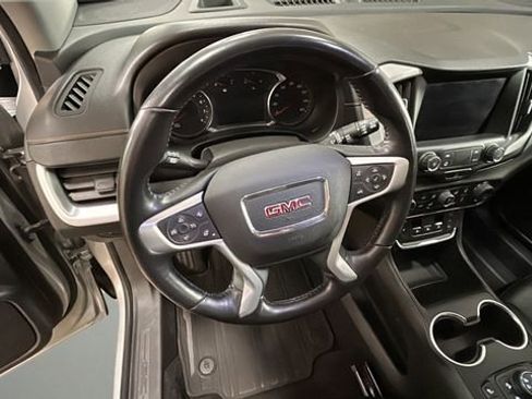 Used 2020 GMC Terrain SLT w/ Preferred Package image 12
