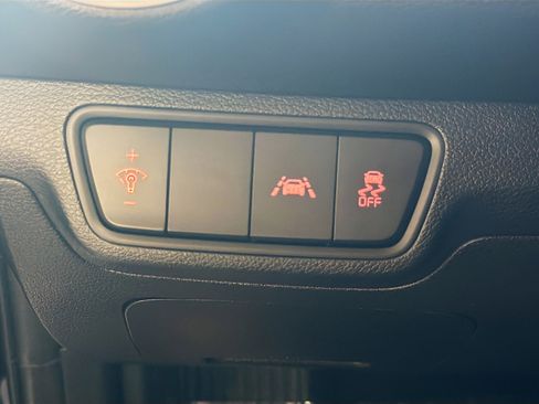 Used 2021 Kia Forte LXS image 17