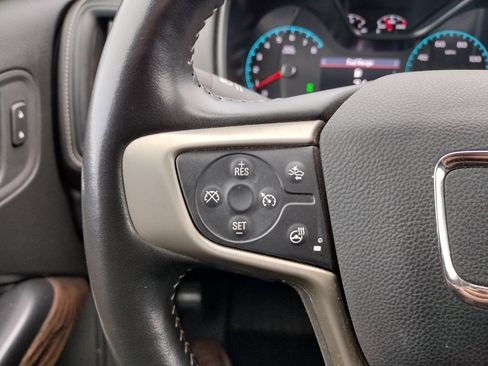 Used 2021 GMC Canyon Denali image 25