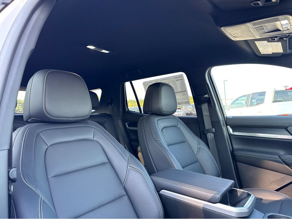 New 2027 GMC Terrain Elevation w/ Elevation Premium Package AWD/4WD image 5