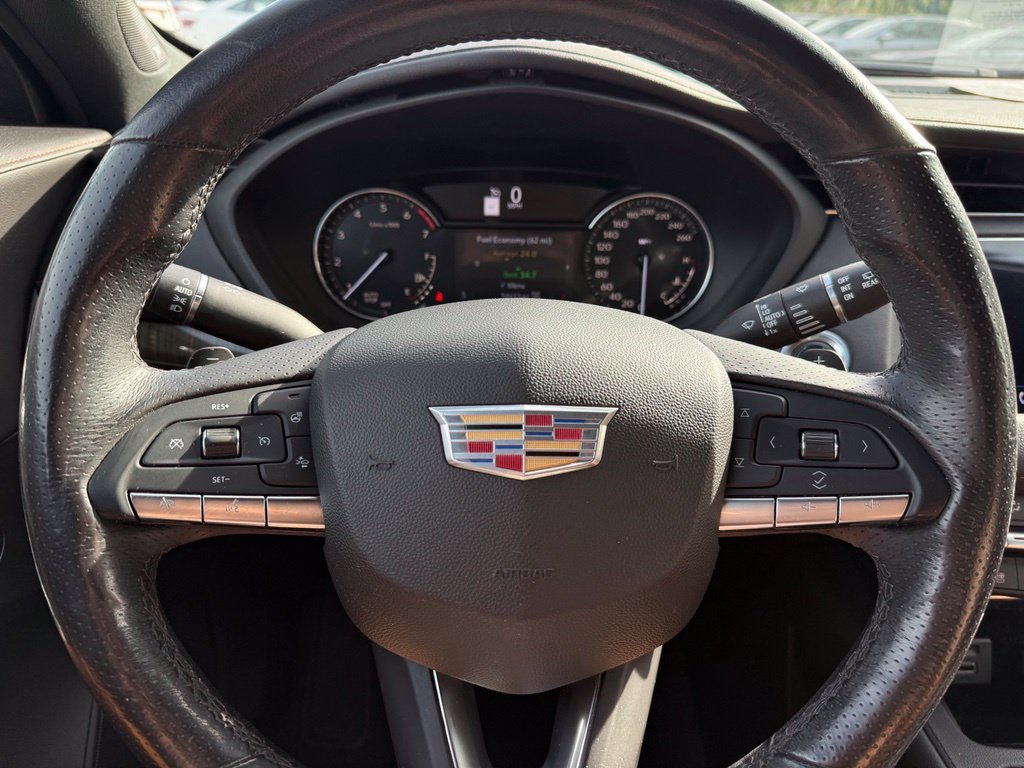 Used 2021 Cadillac XT4 Sport w/ Sun And Sound Package AWD/4WD image 10