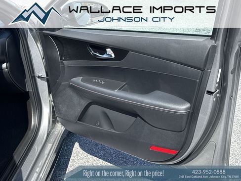 Used 2022 Kia Forte GT FWD image 35
