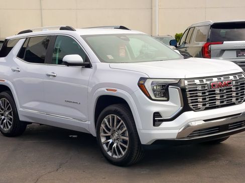 New 2026 GMC Terrain Denali AWD/4WD image 6