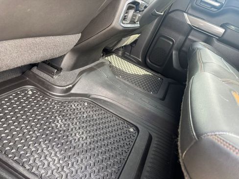 Used 2021 GMC Sierra 1500 AT4 w/ AT4 Value Package image 21