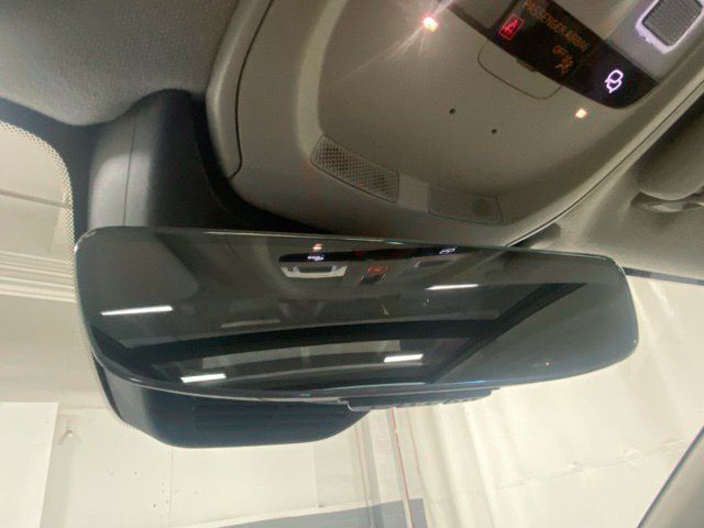 Certified 2026 Volvo XC40 B5 Plus AWD/4WD image 25