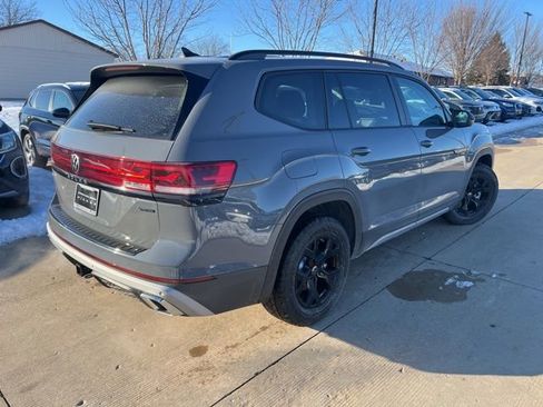 New 2026 Volkswagen Atlas Peak Edition AWD/4WD image 6