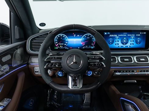 New 2026 Mercedes-Benz GLS 63 AMG 4MATIC image 19