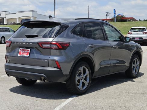 Used 2025 Ford Escape ST-Line AWD/4WD image 4