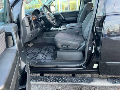 Used 2014 Nissan Titan SV w/ SV Value Truck Package image 19
