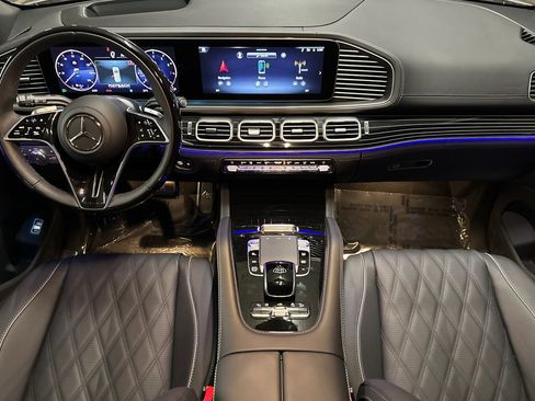 New 2025 Mercedes-Benz Maybach GLS 600 4MATIC image 25