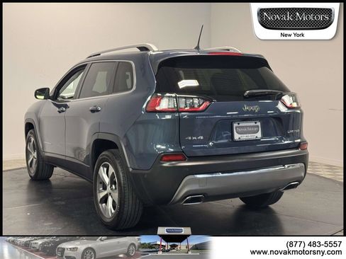 Used 2021 Jeep Cherokee Limited image 5