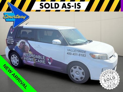 Used 2012 Scion xB image 1