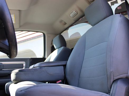 Used 2017 RAM 1500 Tradesman w/ Power & Remote Entry Group RWD image 5