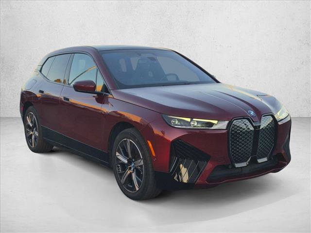 Used 2024 BMW iX xDrive50 w/ Sport Package AWD/4WD image 3