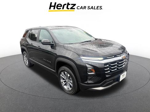 Used 2025 Chevrolet Equinox LT image 1