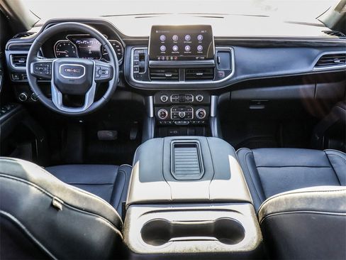 Used 2021 GMC Yukon SLT w/ SLT Premium Package image 29