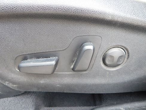 Used 2016 Kia Sorento FWD w/ LX Convenience Package image 33