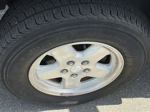 Used 2003 Jeep Liberty Limited RWD image 14
