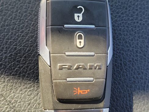 Used 2023 RAM 1500 Big Horn image 33