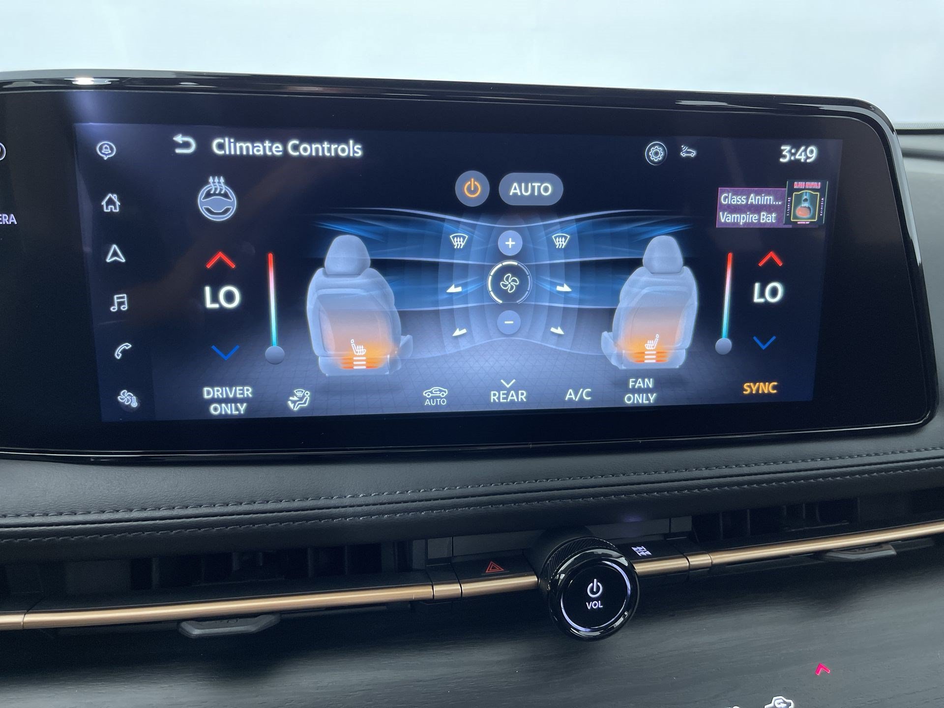 Certified 2024 Nissan Ariya AWD image 21