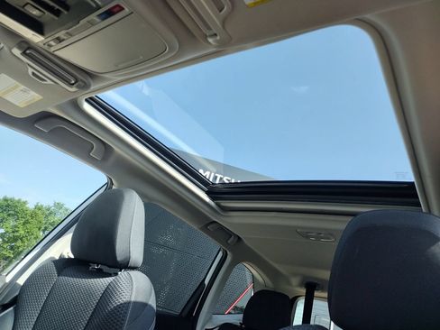 Used 2022 Subaru Forester Premium AWD/4WD image 5