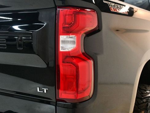 Used 2021 Chevrolet Silverado 1500 LT Trail Boss w/ Convenience Package II image 14