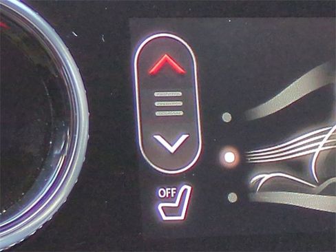 Certified 2022 Genesis GV70 2.5T image 22