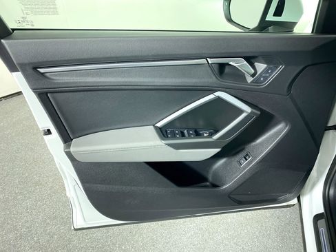 Used 2020 Audi Q3 2.0T Premium Plus w/ Premium Plus Package image 20