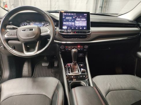 Used 2022 Jeep Compass Trailhawk w/ Trailhawk Convenience Group image 30