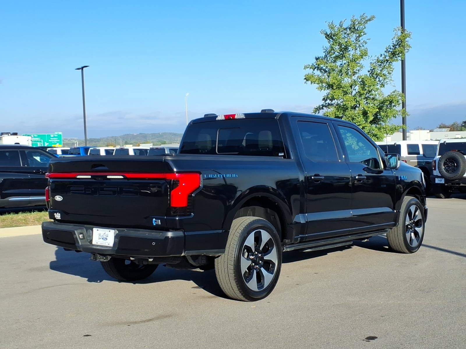 Used 2024 Ford F150 Lightning Platinum AWD/4WD image 3