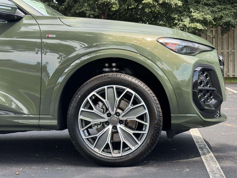 New 2026 Audi Q5 Premium Plus AWD/4WD image 5