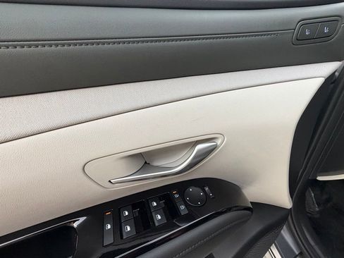 Certified 2025 Hyundai Tucson Limited image 26