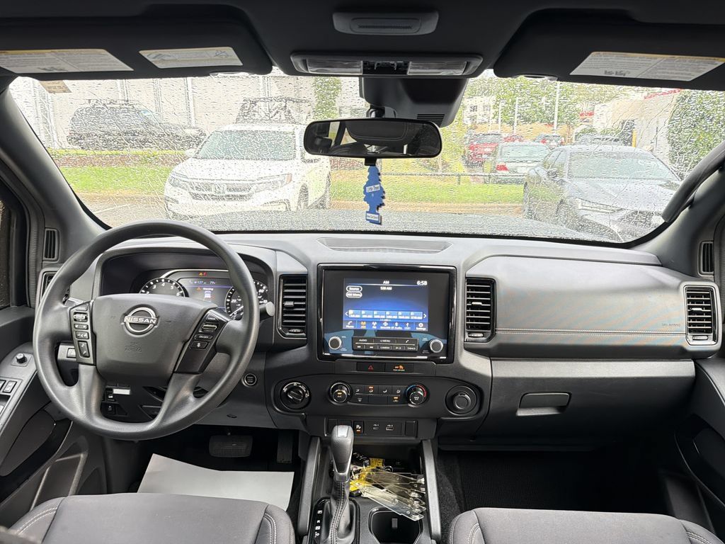 Used 2023 Nissan Frontier SV w/ Midnight Edition Package AWD/4WD image 18