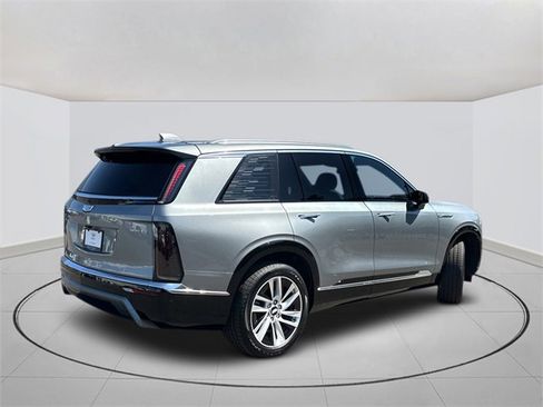 New 2026 Cadillac Vistiq Luxury image 11